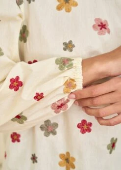 Blouse Iris -Motusboutique Soldes motus boutique blouse iris fleuri fond beige 5